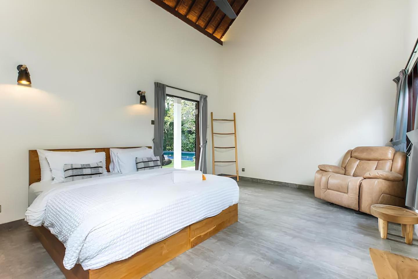 Grandlux Bali 2 Bed Pool Big Garden *