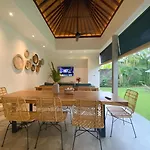 Villa Grandlux Bali 2 Bed Villa Pool Big Garden